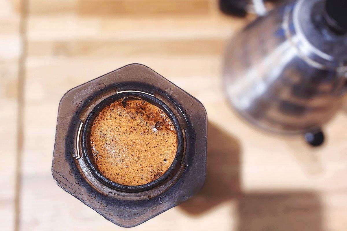 A quick Introduction to the Aeropress - Impact Roasters